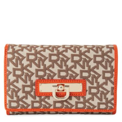 Dkny Town & Country D Lock Medium Purse