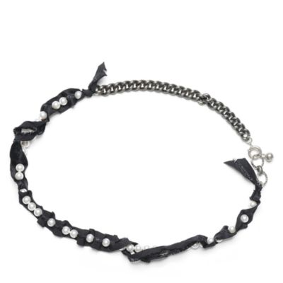 Pearl and chain necklace
