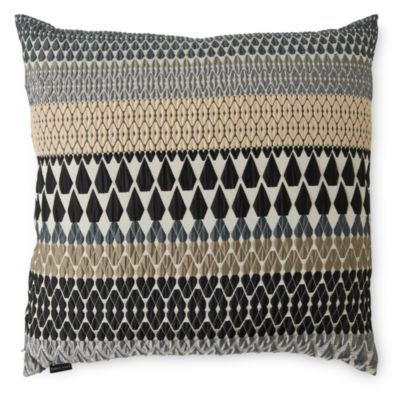 MARGO SELBY Iceni cushion