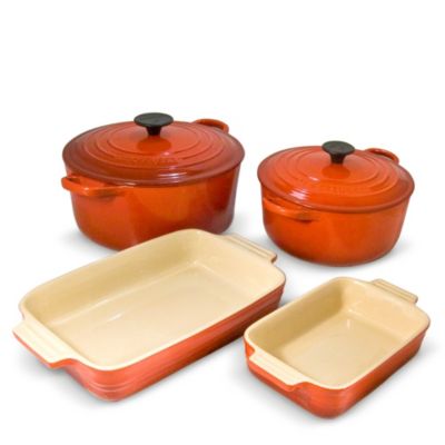 LE CREUSET Exclusive cookware set cerise