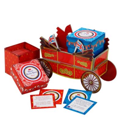 TALKING TABLES Royal Trivia carriage