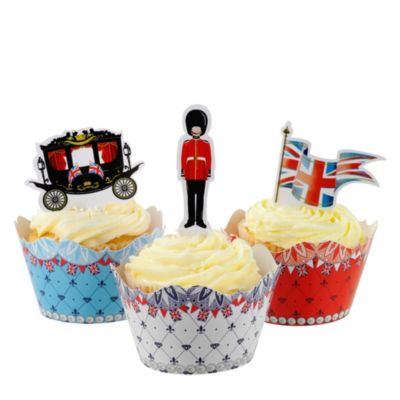 TALKING TABLES Jubilee cupcake wraps and toppers