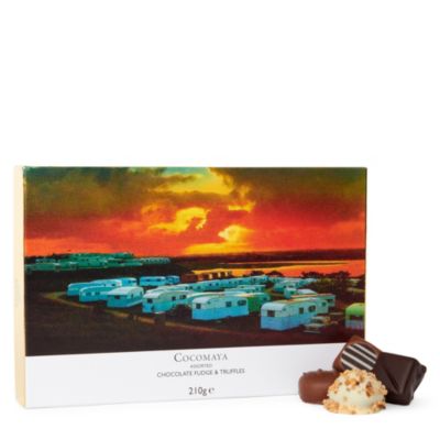 COCOMAYA Assorted chocolate fudge and truffles 210g