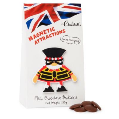 CHURCHILL'S Chocolate buttons and Beefeater magnet gift bag 135g