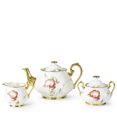 ROYAL ALBERT 1970 Poppy three-piece tea set