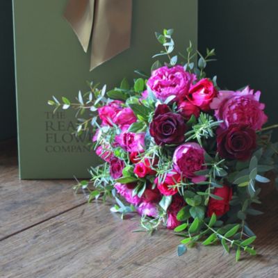 THE REAL FLOWER COMPANY Scented Pink & Red rose bouquet