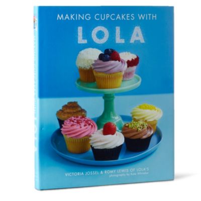 BOOKSHOP Making Cupcakes with Lola by Romy Lewis & Victoria Jossel